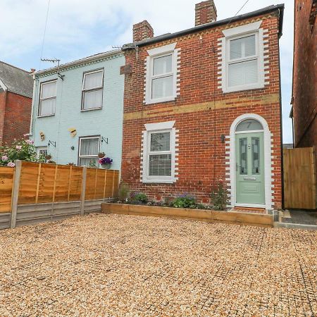 Number 7 Lymington Exterior foto